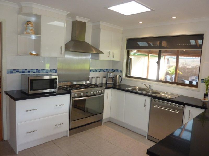 84 Greenwood Drive, Carrum Downs VIC 3201