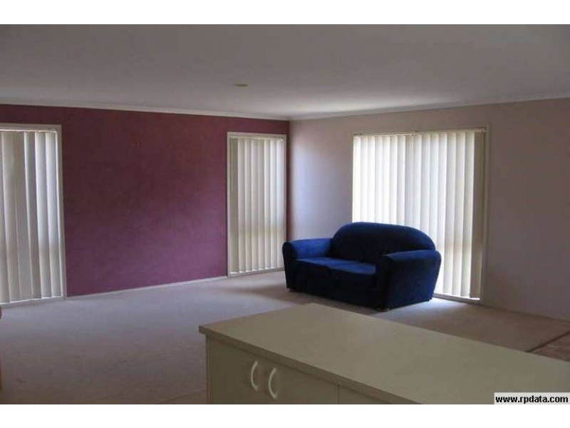 69 Greenwood Drive, Carrum Downs VIC 3201