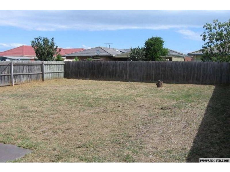 69 Greenwood Drive, Carrum Downs VIC 3201