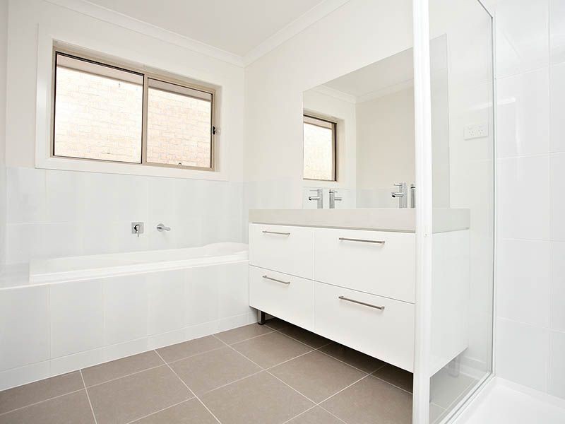 11 Mina Court, Carrum Downs VIC 3201
