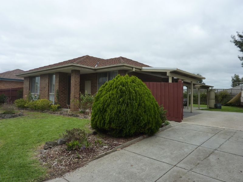 4 Capella Place, Carrum Downs VIC 3201