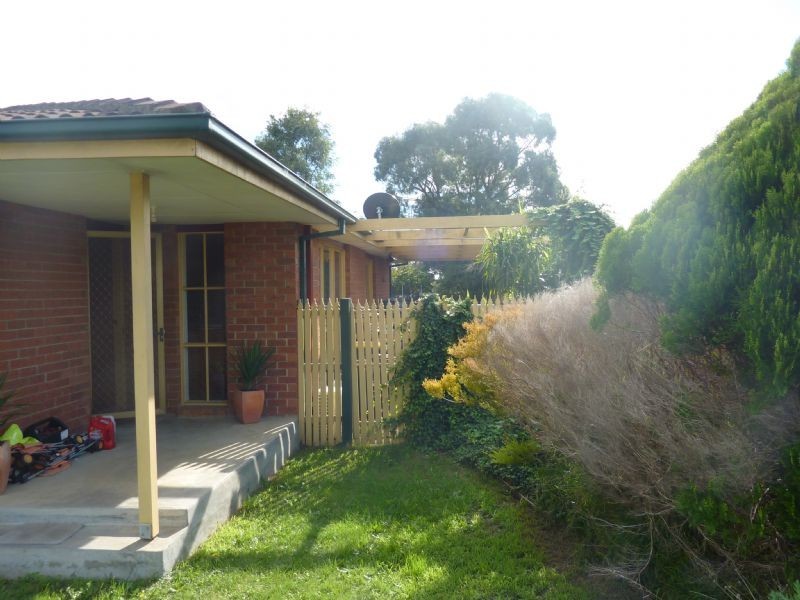 5 Darnley Drive, Skye VIC 3977