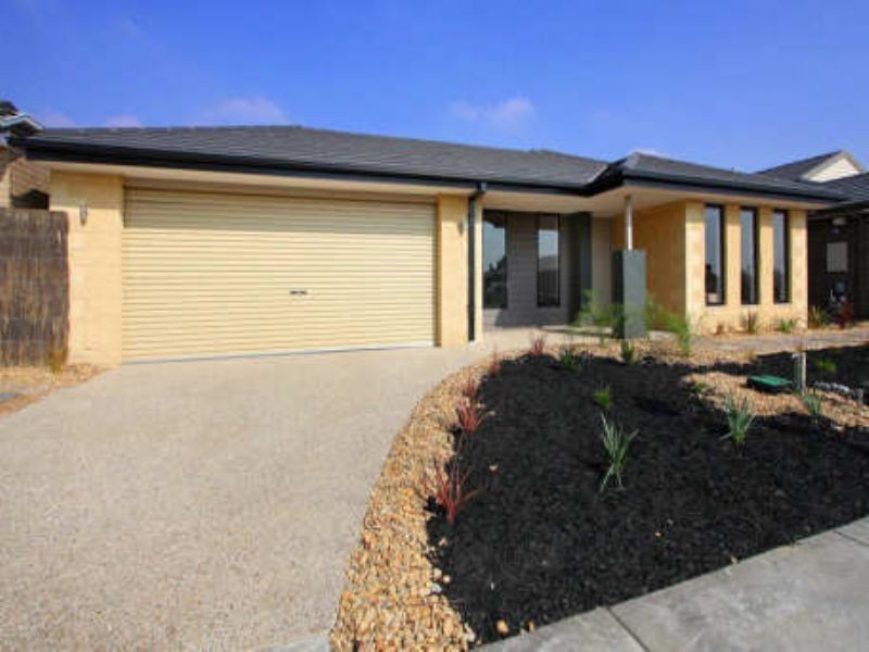 3 Trafford Road, Carrum Downs VIC 3201