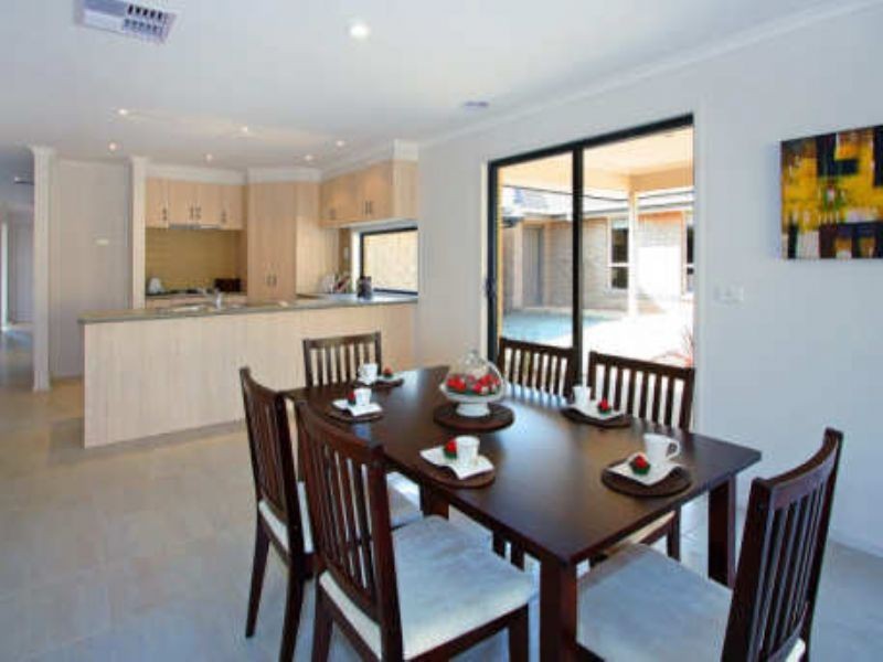 3 Trafford Road, Carrum Downs VIC 3201