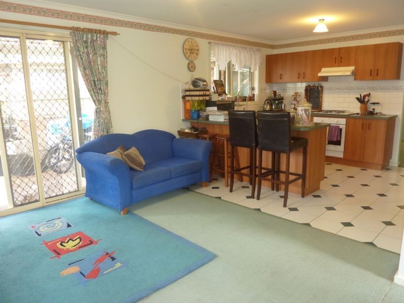 42 Moorhen Crescent, Carrum Downs VIC 3201