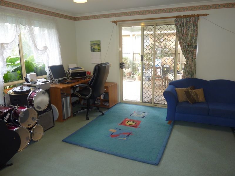 42 Moorhen Crescent, Carrum Downs VIC 3201