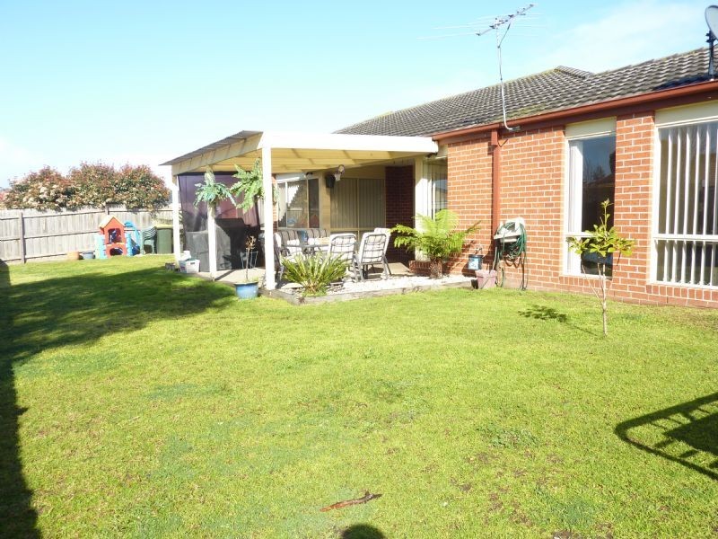 14 Banjo Blvd, Carrum Downs VIC 3201