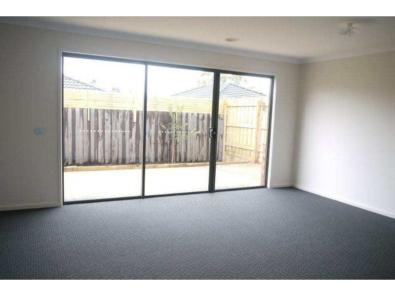 6/11 Brunnings Road, Carrum Downs VIC 3201