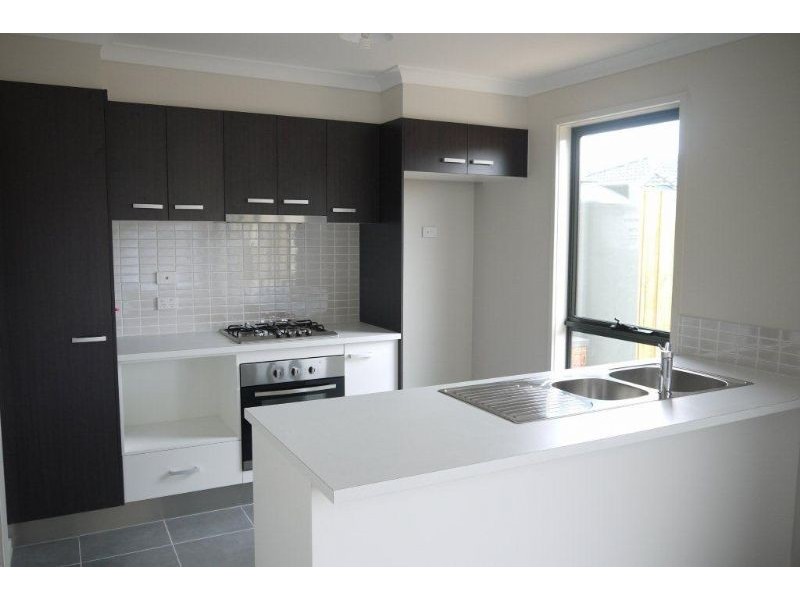 6/11 Brunnings Road, Carrum Downs VIC 3201