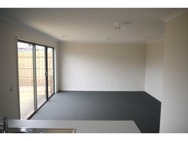 6/11 Brunnings Road, Carrum Downs VIC 3201