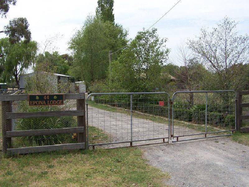 44 East Road, Pearcedale VIC 3912