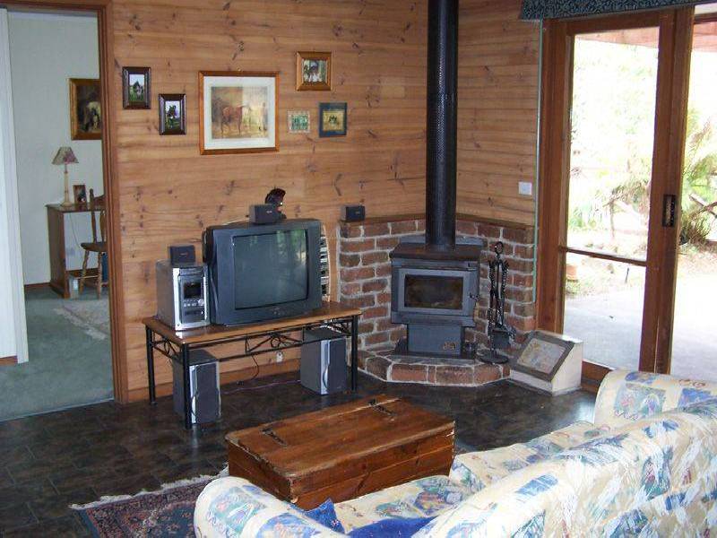 44 East Road, Pearcedale VIC 3912