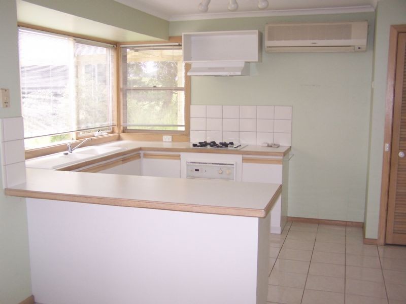 6 Cameron Court, Somerville VIC 3912