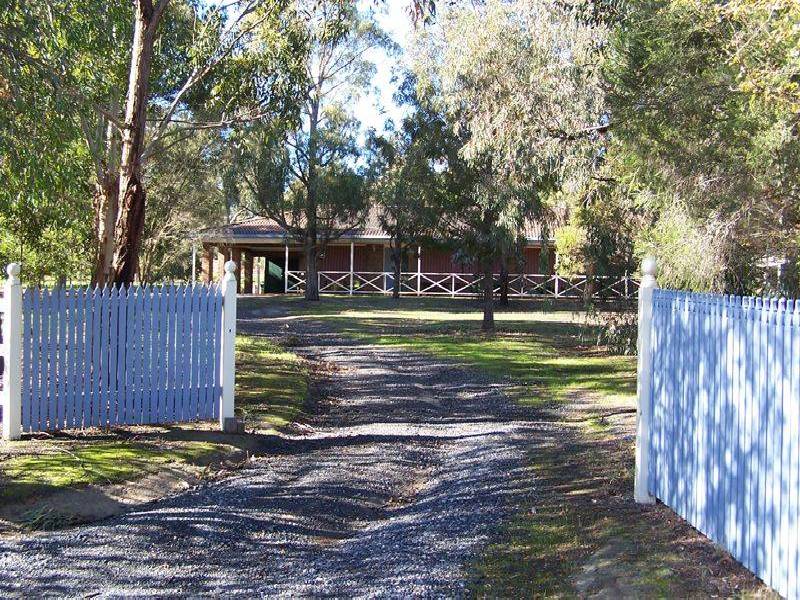 42 McLaurin Drive, Tyabb VIC 3913