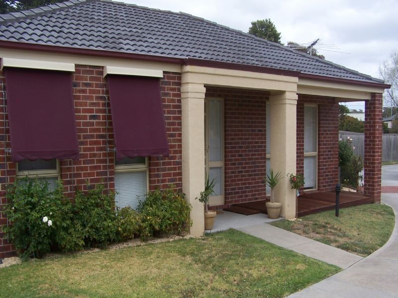 3/8 Raymond Street, Somerville VIC 3912