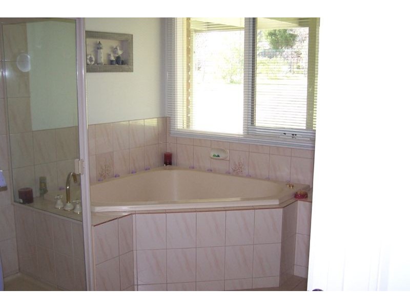 8 Stephens Place, Somerville VIC 3912