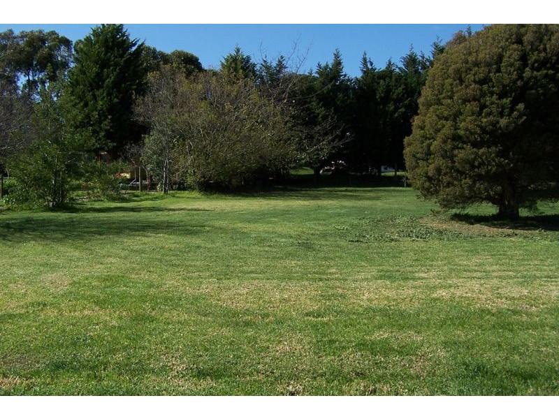 8 Stephens Place, Somerville VIC 3912