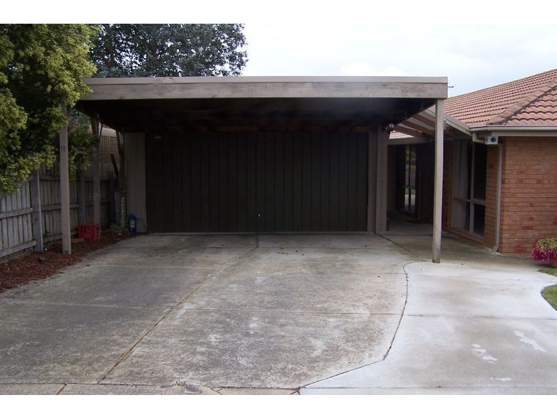 18 Bayvista Rise, Somerville VIC 3912