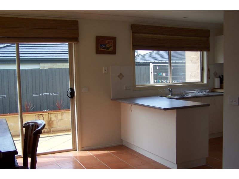 3/27 Eramosa Road East, Somerville VIC 3912