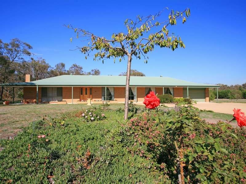 30 Bellbird Court, Langwarrin VIC 3910