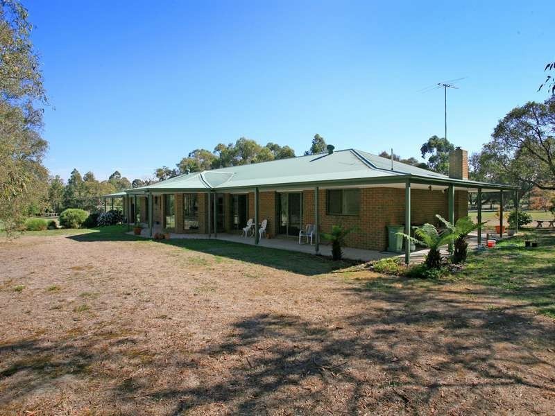 30 Bellbird Court, Langwarrin VIC 3910