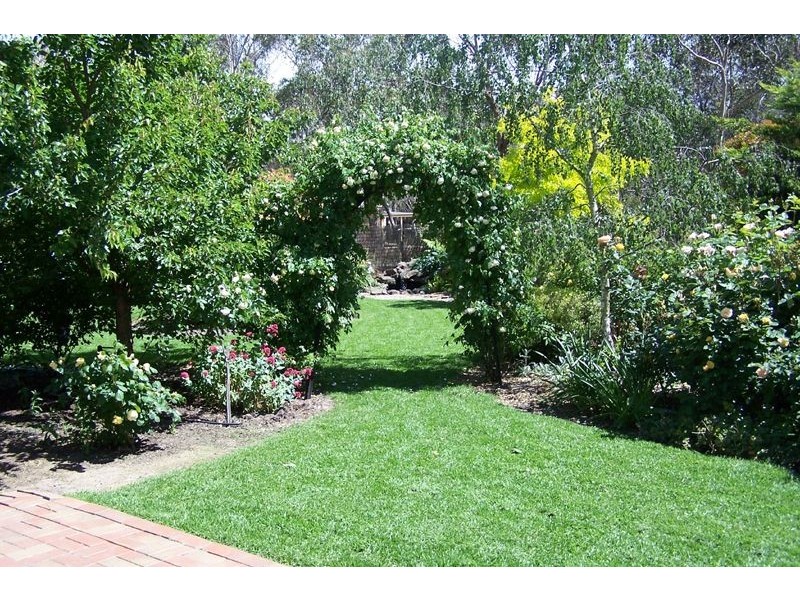 12 Woodlands Drive, Somerville VIC 3912