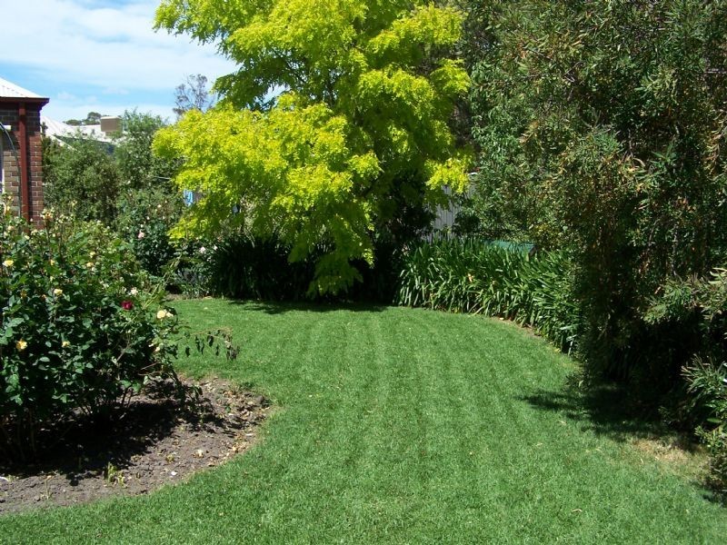 12 Woodlands Drive, Somerville VIC 3912