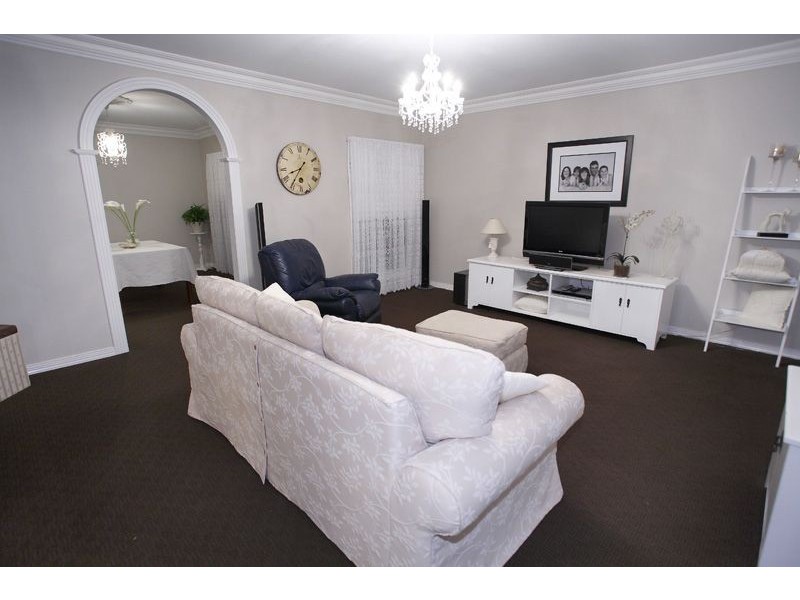 4 Stefan Court, Cranbourne VIC 3977