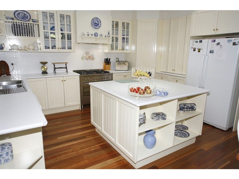 4 Stefan Court, Somerville VIC 3912