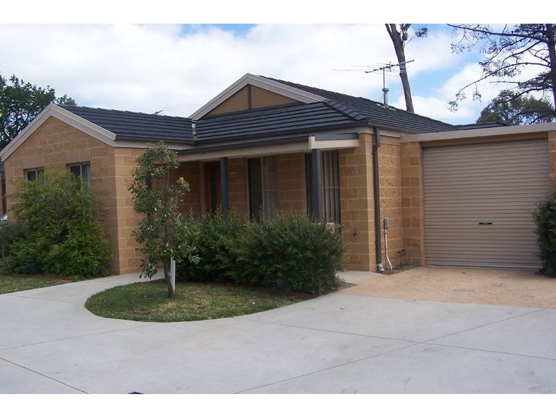 10/27 Eramosa Road, Somerville VIC 3912