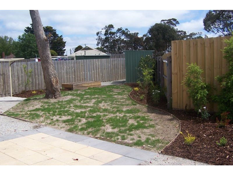 10/27 Eramosa Road, Somerville VIC 3912