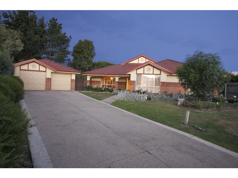 2 Stefan Court, Somerville VIC 3912