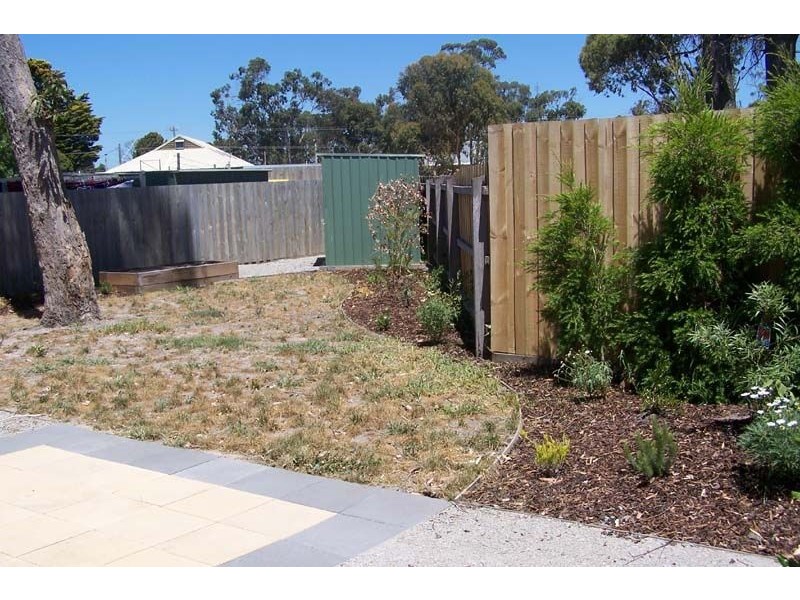 10/27 Eramosa Road East, Somerville VIC 3912