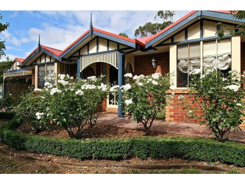 9 Swamp Gum Place, Somerville VIC 3912