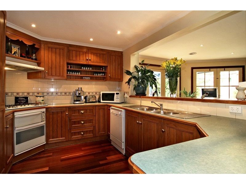 9 Swamp Gum Place, Somerville VIC 3912