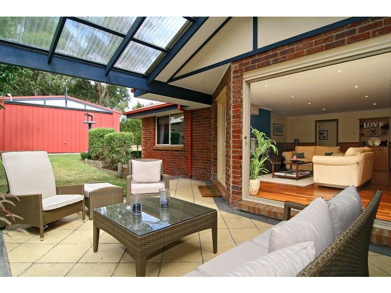 9 Swamp Gum Place, Somerville VIC 3912