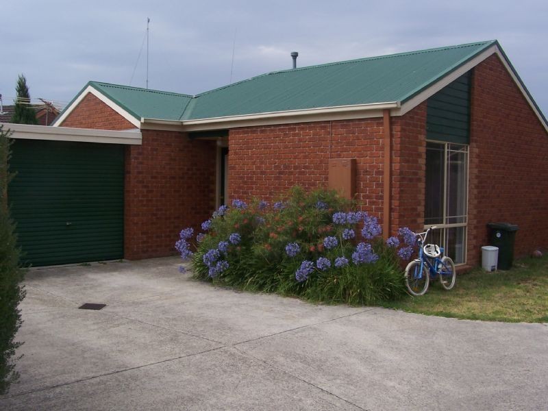 4/12 Wiltshire Drive, Somerville VIC 3912