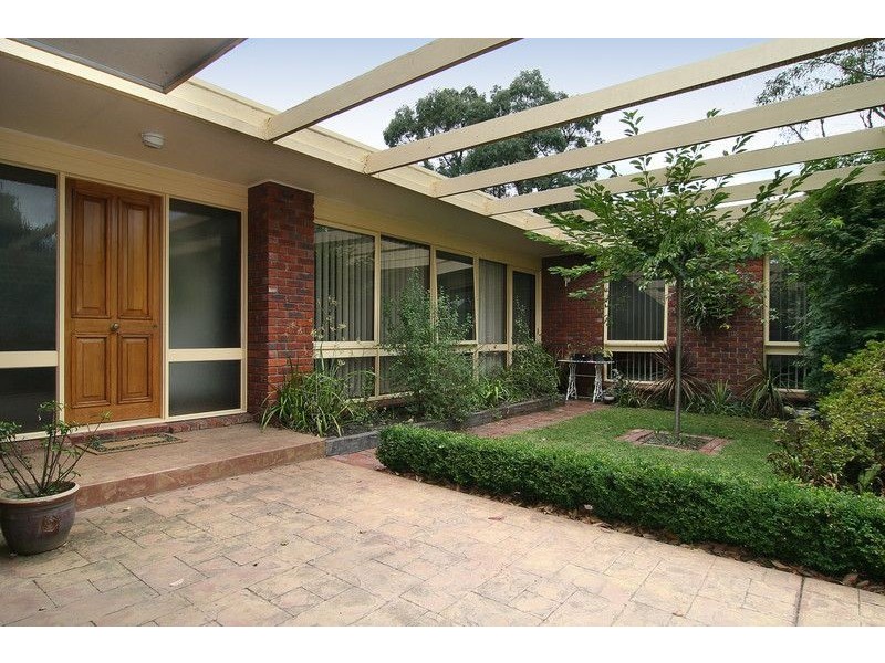 33 Mornington-Tyabb Road, Tyabb VIC 3913