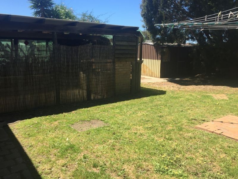 5 Sullivan Drive, Somerville VIC 3912