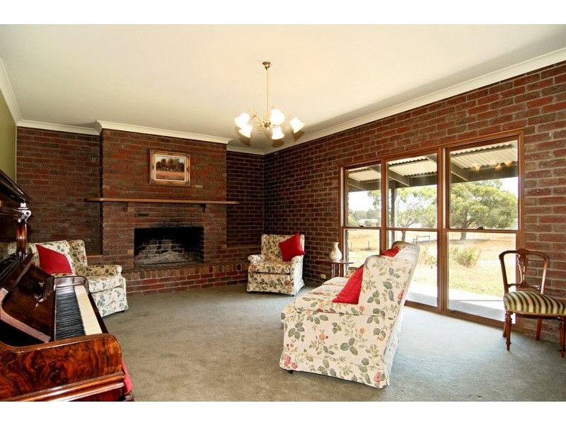 70 Mount Grandview Rd, Pearcedale VIC 3912