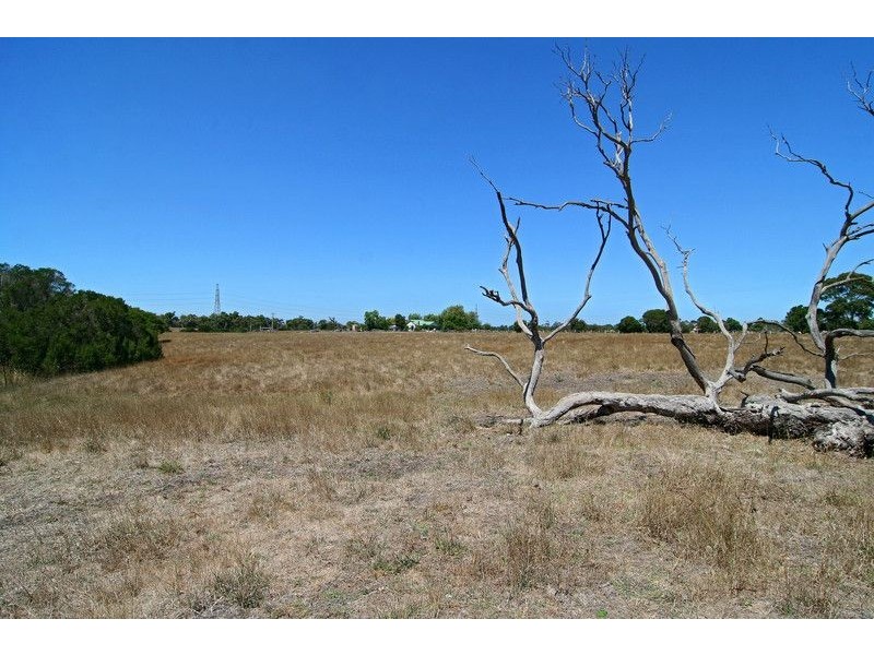 109 Tyabb Tooradin Rd, Somerville VIC 3912