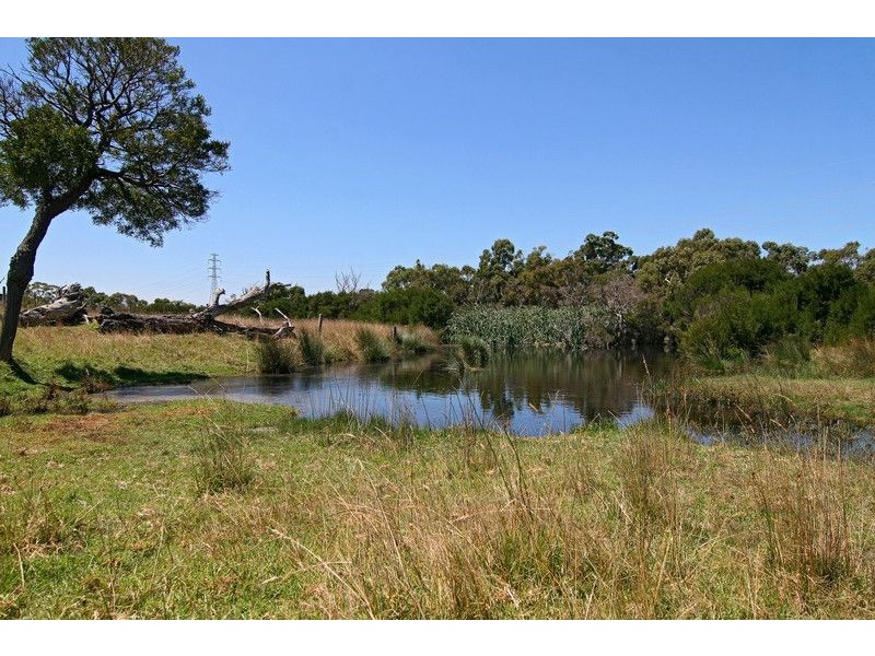 109 Tyabb Tooradin Rd, Somerville VIC 3912