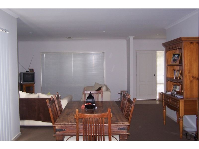 10/28-32 Ruby-Joy Drive, Somerville VIC 3912