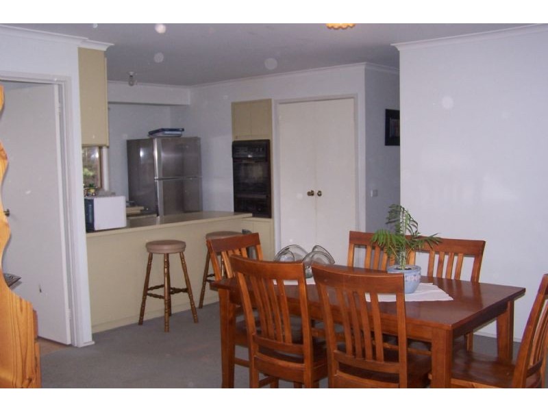 5 Essex Court, Somerville VIC 3912