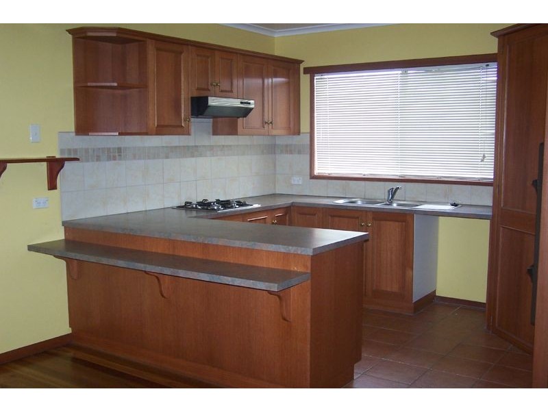 6 Rex Court, Somerville VIC 3912