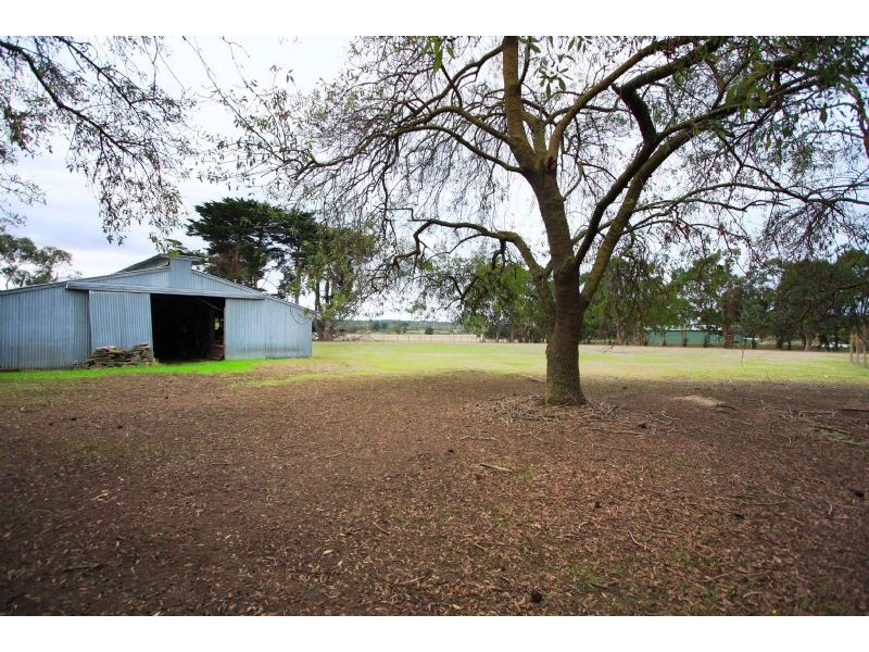 111 Grant Road, Somerville VIC 3912