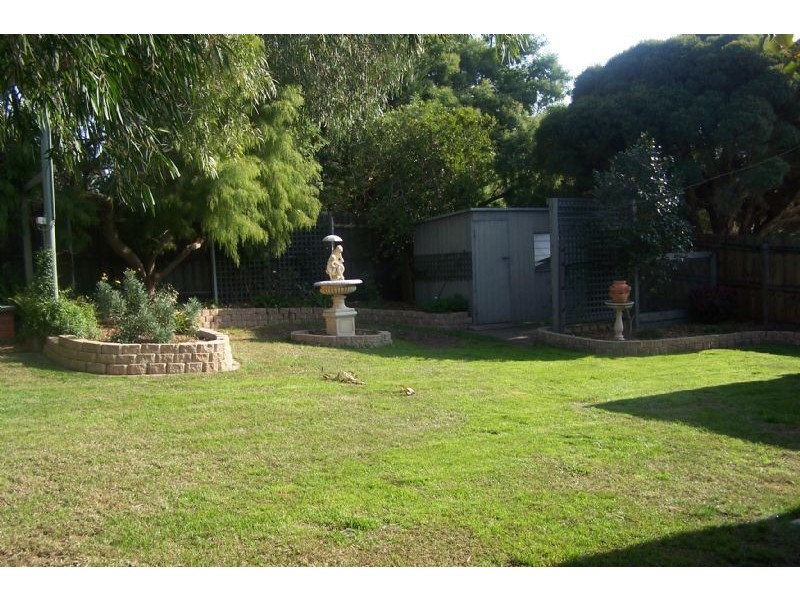 12 Montrose Avenue, Somerville VIC 3912