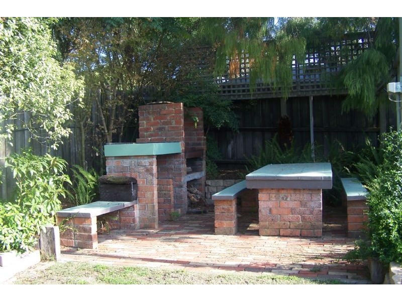 12 Montrose Avenue, Somerville VIC 3912