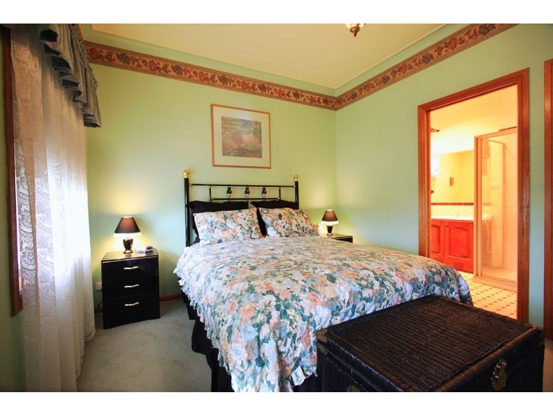 21 Bruce Drive, Somerville VIC 3912