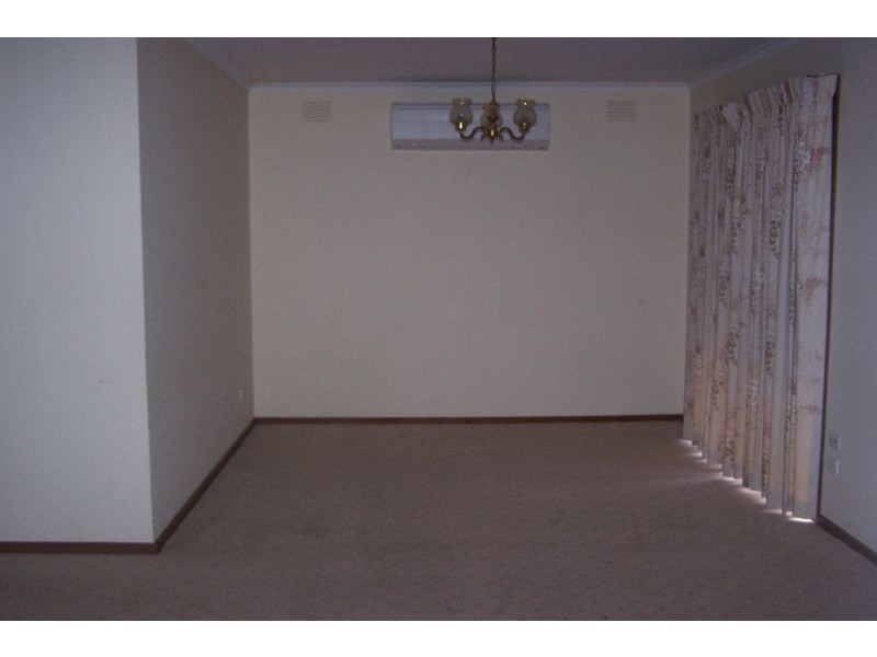 13 Harrow Ave, Somerville VIC 3912